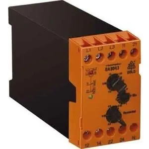 Dold 0039122 BA9043/003 3AC50-400HZ 400V 0.5-10S undervoltage relay