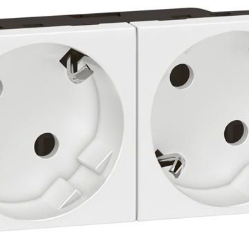 Legrand 077253 socket 3-way Schuko 45 degrees 6-mod. white Mosaic, (white)