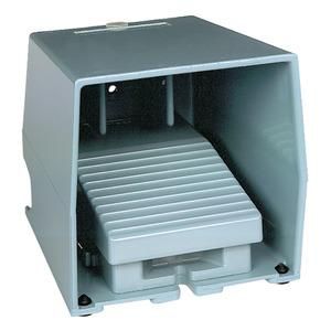 Schneider Electric XPEM310 foot switch