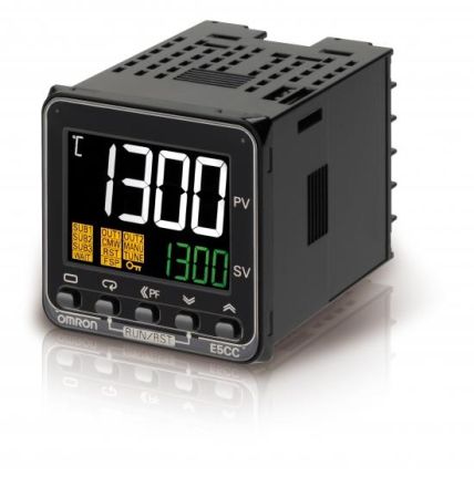 OMRON 385242 E5CC-TRX3A5M-000 Temperature Controller