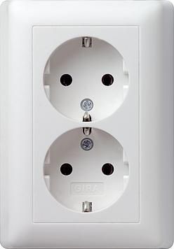 Gira 078004 Double SCHUKO Standard 55 pure white matt