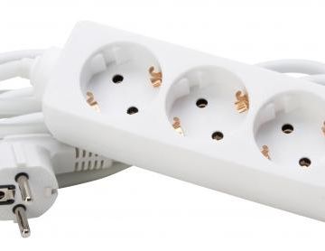 Kopp 128688650 TSD 3-way 1.5qmm supply cable 3m BS aw power strip