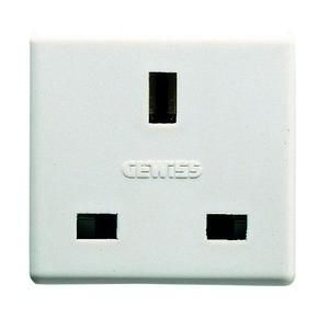 Gewiss GW20208 2M 2P+PE 13A British standard white socket