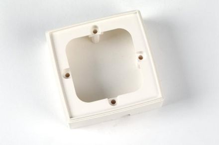 Televes AR2/3T surface-mounted frame pure white
