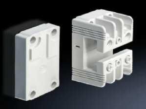 RITTAL 9342030 PLS 1600 busbar holder 1-pole, pack of 4.