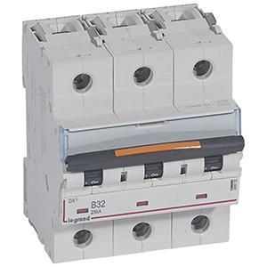Legrand 409732 Circuit breaker DX3 B32A 3P 25KA 4, 5M