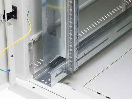 Triton RAX-VP-X37-X2 Vertical cable management duct galvanized 37HE