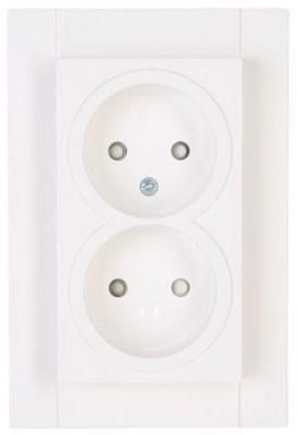 Kopp 940229004 m. KiSi HK07 pure white 2-way SCHUKO socket