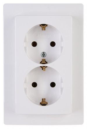 Kopp 941102063 without BS 2-way PAR arctic white SCHUKO socket