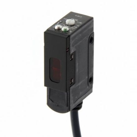 OMRON 152076 E3S-AR61 photo switch